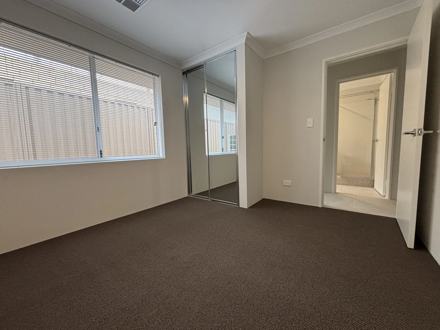 Additional image 16 of 259 Frankland Avenue, Hammond Park WA 6164