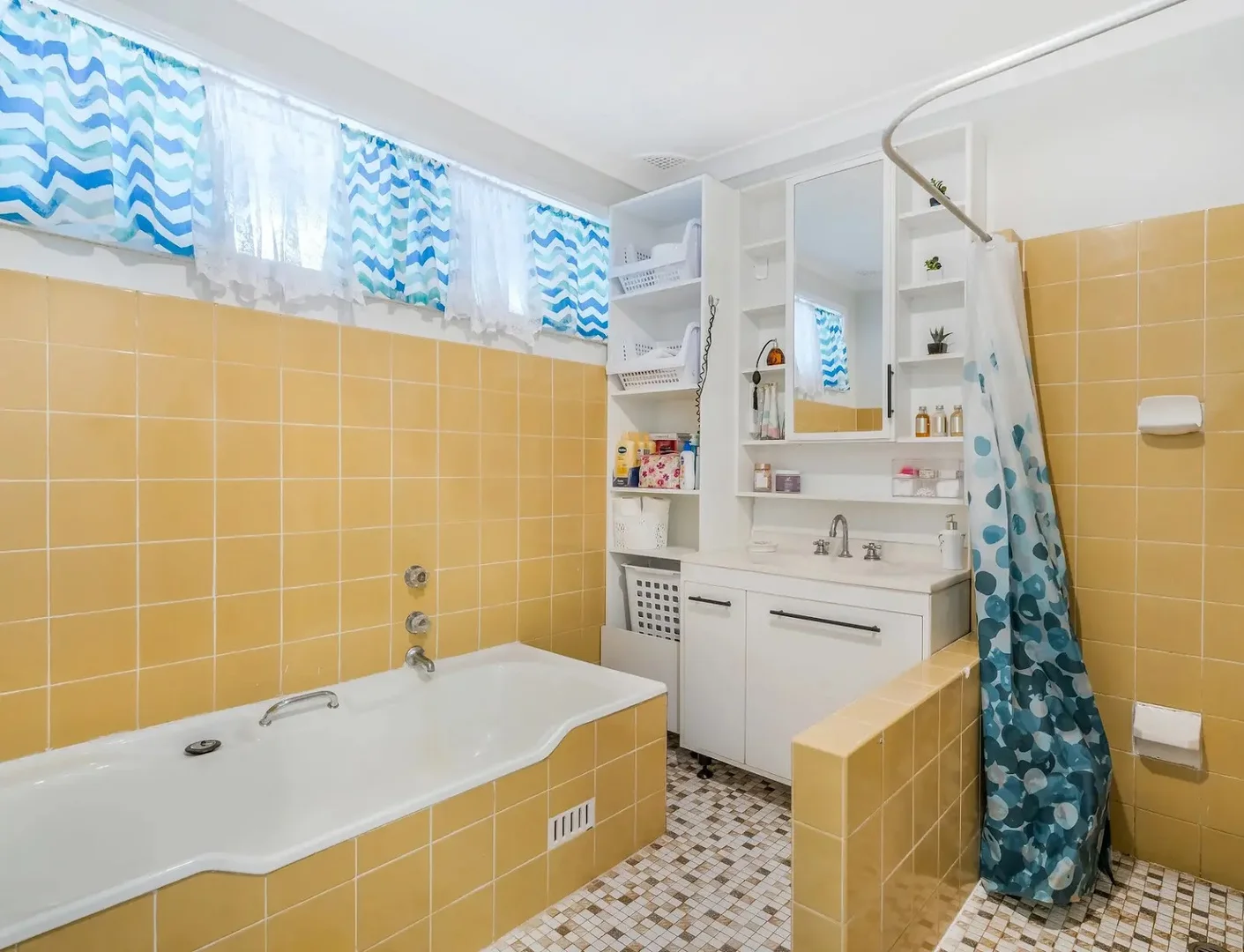 Additional image 11 of 166 Canterbury Road, Glenfield NSW 2167