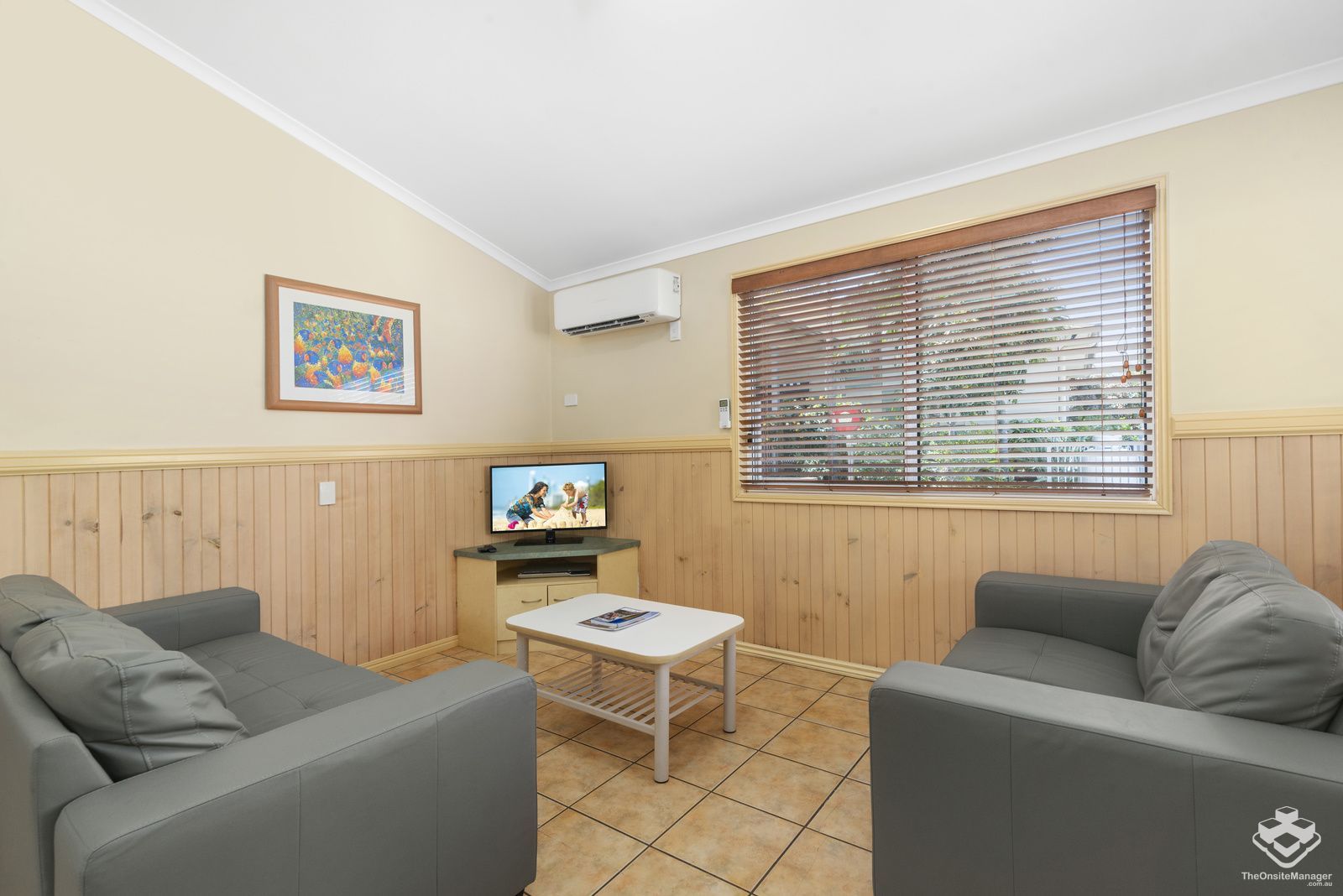 ID:21067847/71 Hinde Street, Ashmore QLD 4214, Image 1