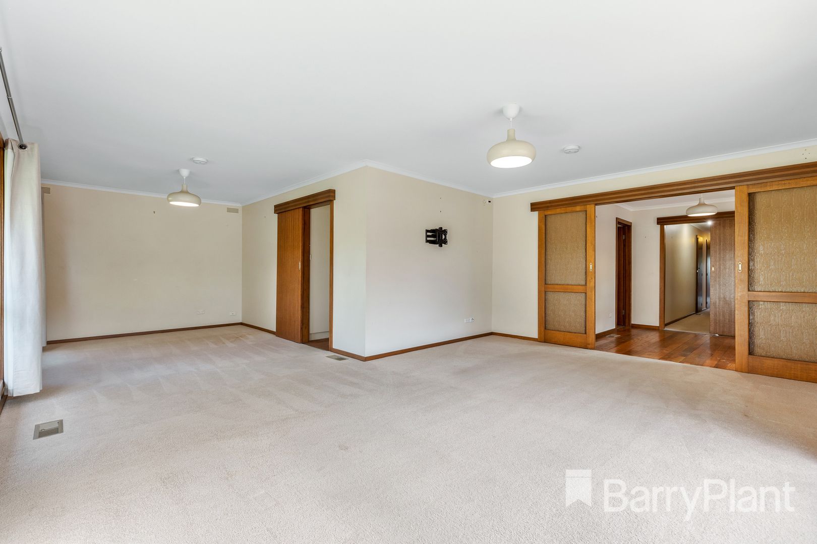 4 Rossio Grove, Wendouree VIC 3355, Image 2