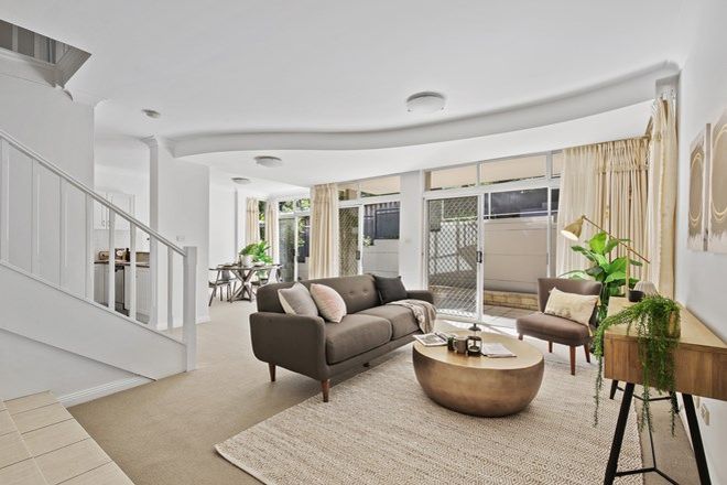 Picture of 5/2-4 Bloomsbury Avenue, PYMBLE NSW 2073