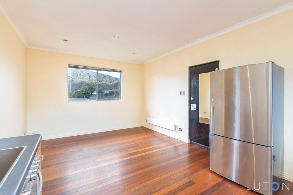 12/127 Rivett Street, Hackett ACT 2602, Image 2