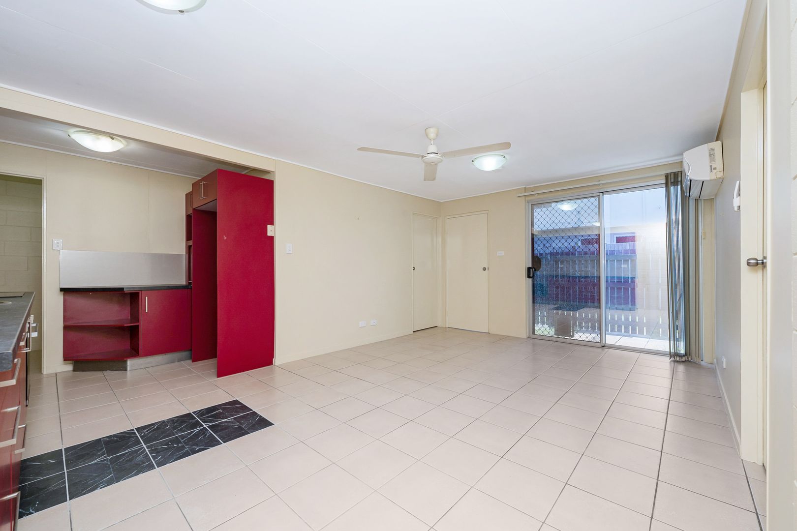 5/54 Percy Street, West End QLD 4810, Image 2