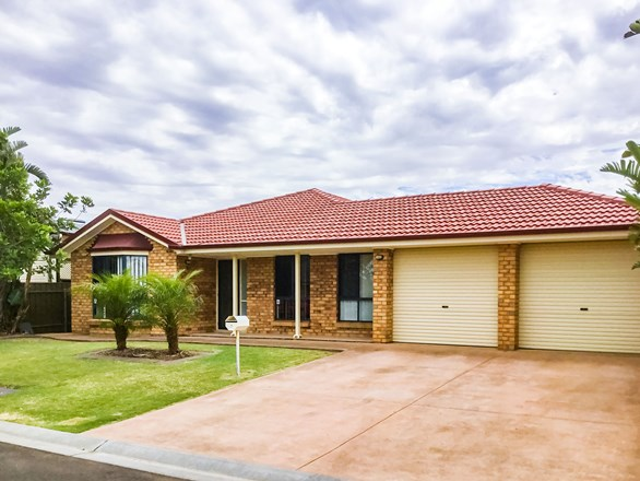 2 Robe Court, Andrews Farm SA 5114