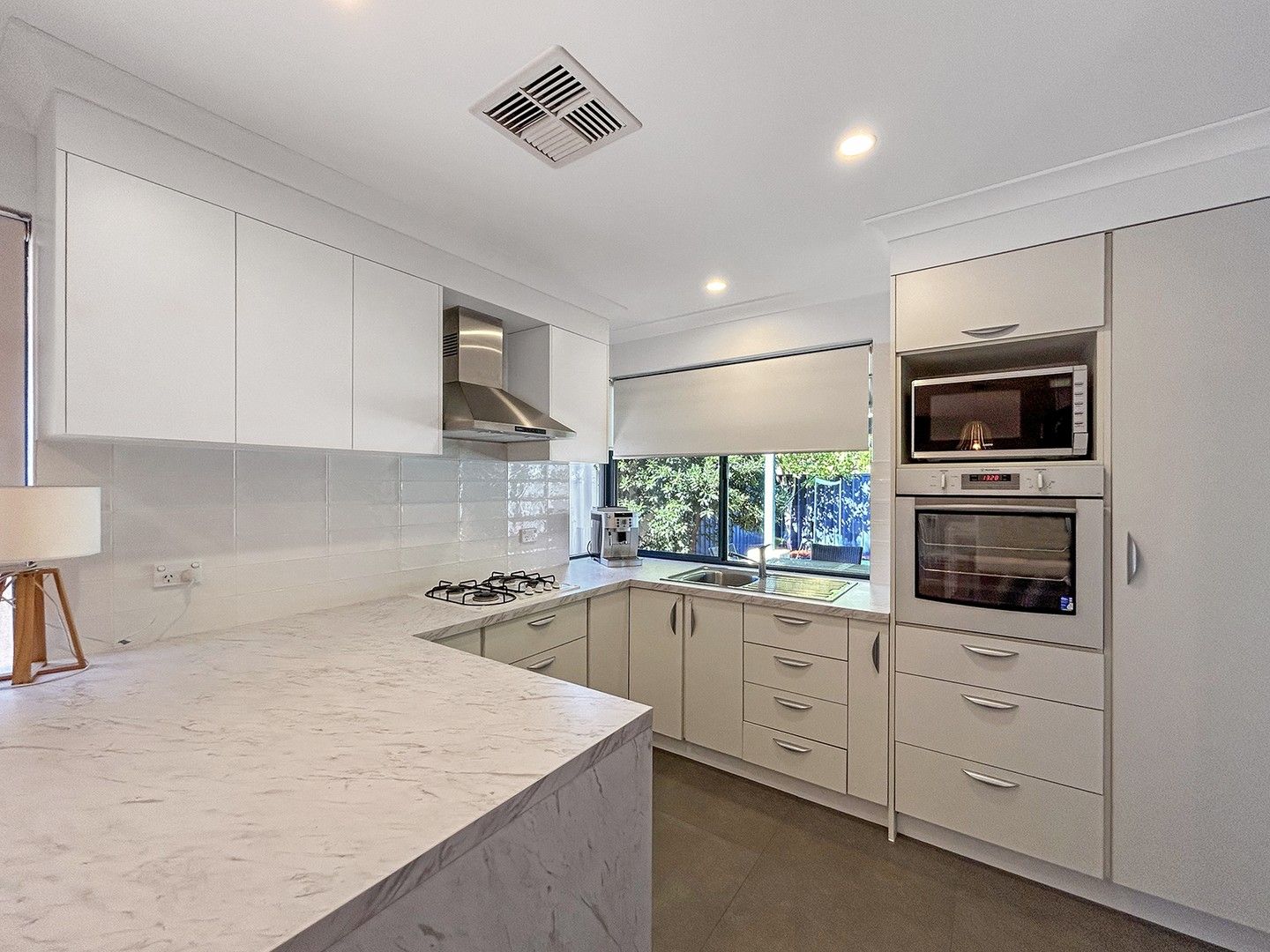 3 bedrooms House in 7 Jagoe Loop WILLAGEE WA, 6156