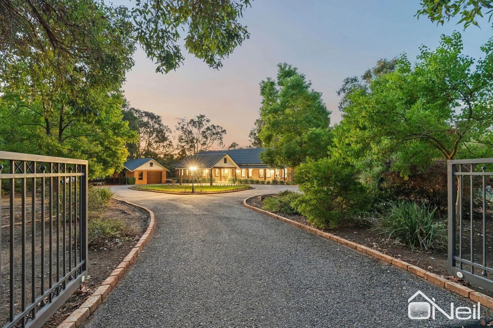 Primary image of 25 Aviemore Drive, Bedfordale WA 6112