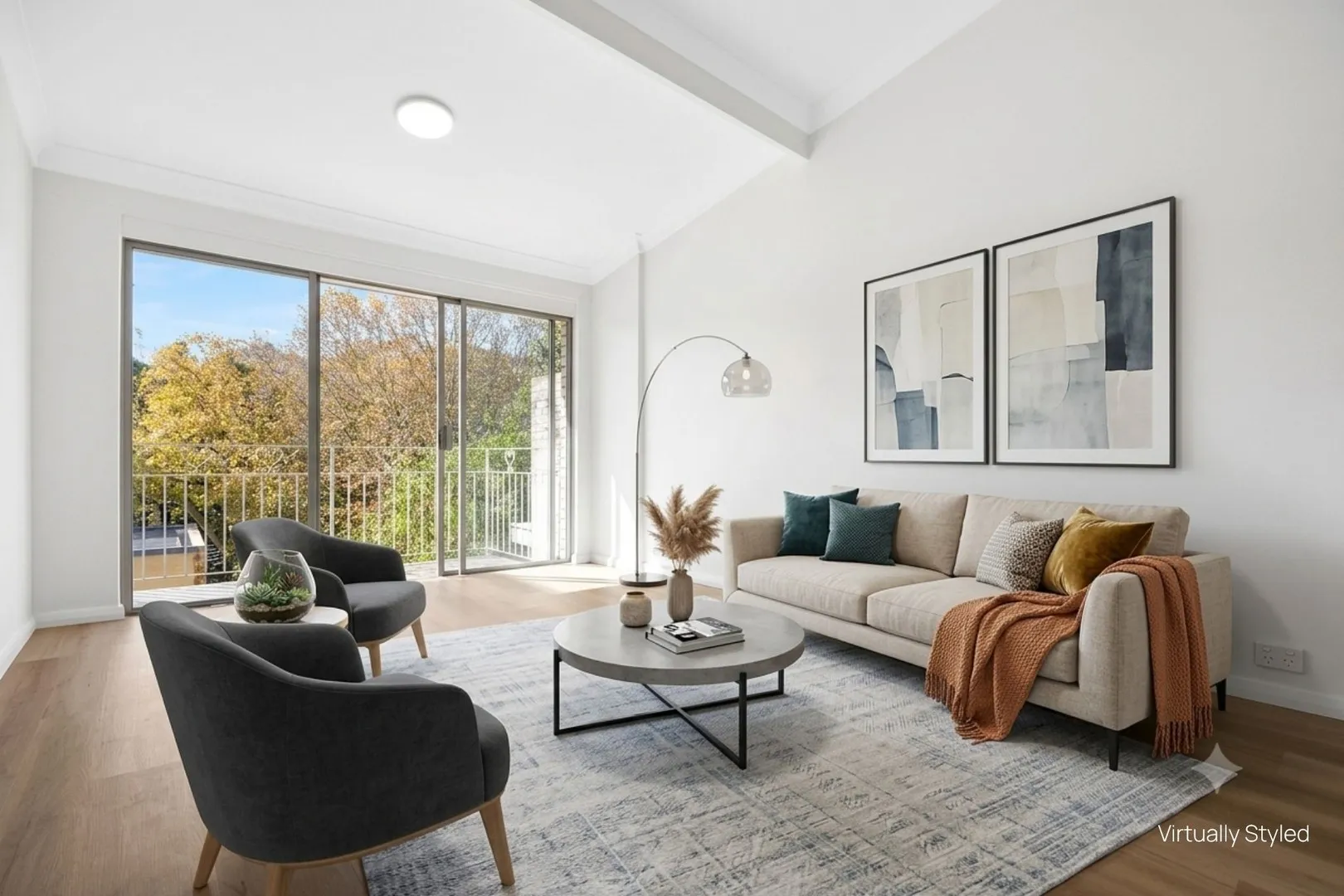 NEWLY RENOVATED HUGE THREE STOREY HOUSE WITH GARDEN & LOCK UP GARAGE, Paddington