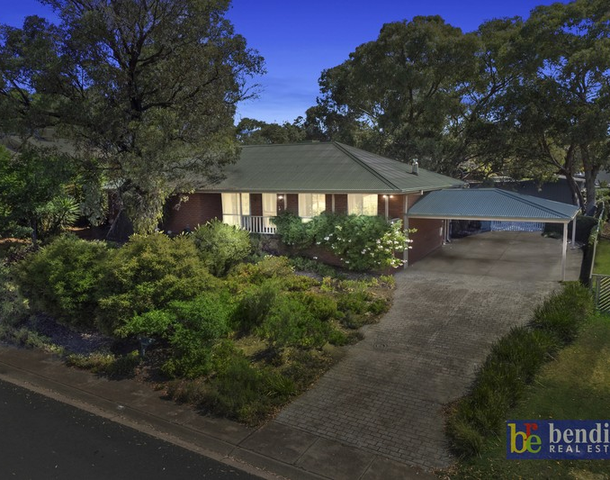 22 Akoonah Drive, Golden Square VIC 3555