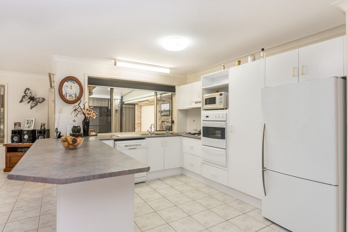 34 Harold Tory Drive, Yamba NSW 2464, Image 2