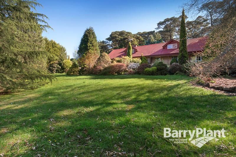 166 Belgrave Gembrook Road, MENZIES CREEK VIC 3159, Image 0