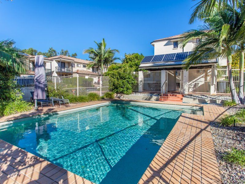 3 bedrooms Townhouse in unit 3/216 Trouts Road MCDOWALL QLD, 4053