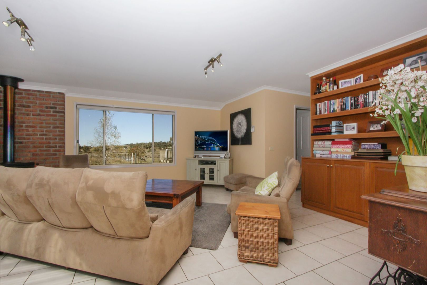 20 Ironpot Creek Road, Hilltop, Jindabyne NSW 2627, Image 2