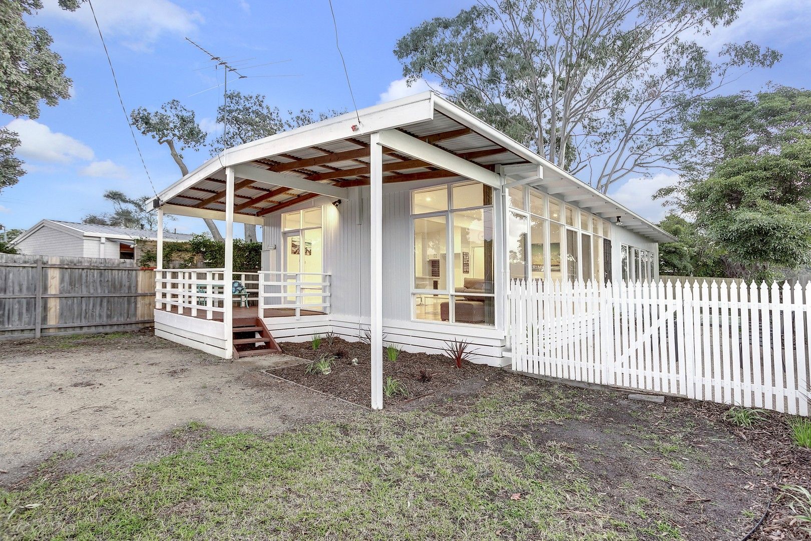 3 bedrooms House in 64 Kennington Road ROSEBUD VIC, 3939