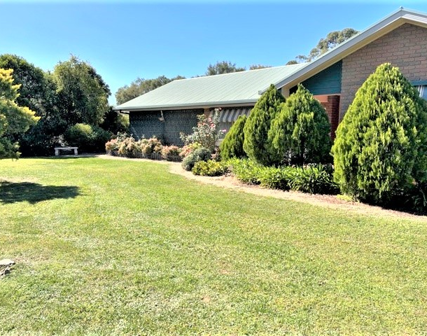 210 Racecourse Road, Tocumwal NSW 2714