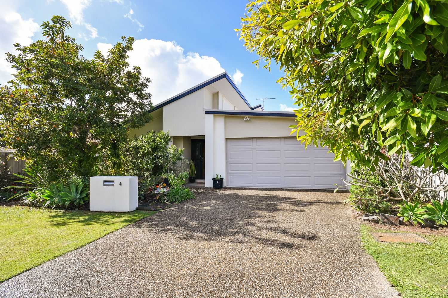 4 Lotte Place, Little Mountain QLD 4551, Image 2