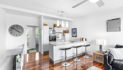 Picture of 4/11 Arnold Street, MANLY QLD 4179