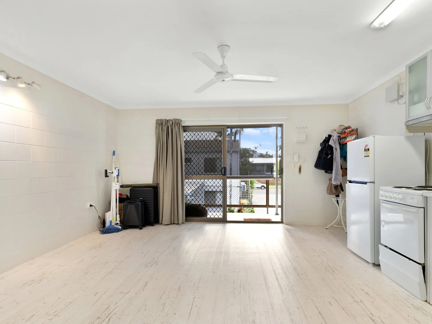 Additional image 4 of 8/2 McPherson Close, Edge Hill QLD 4870