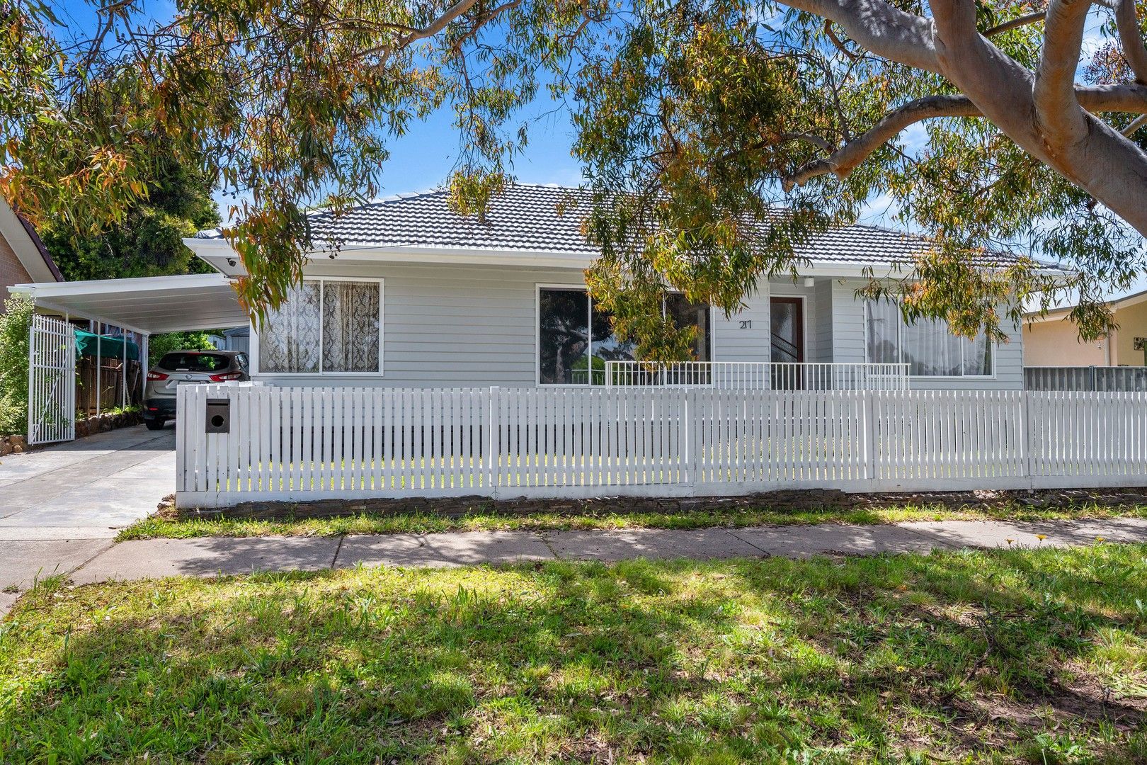 3 bedrooms House in 217 Holdsworth Road NORTH BENDIGO VIC, 3550