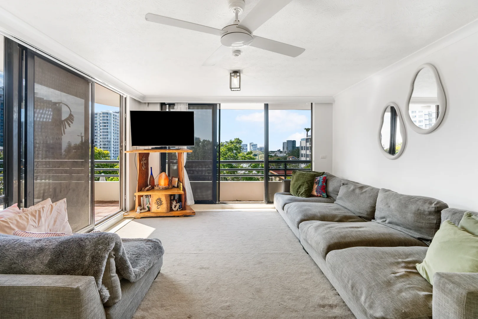 Additional image 3 of 2/23 Garrick Street, Coolangatta QLD 4225