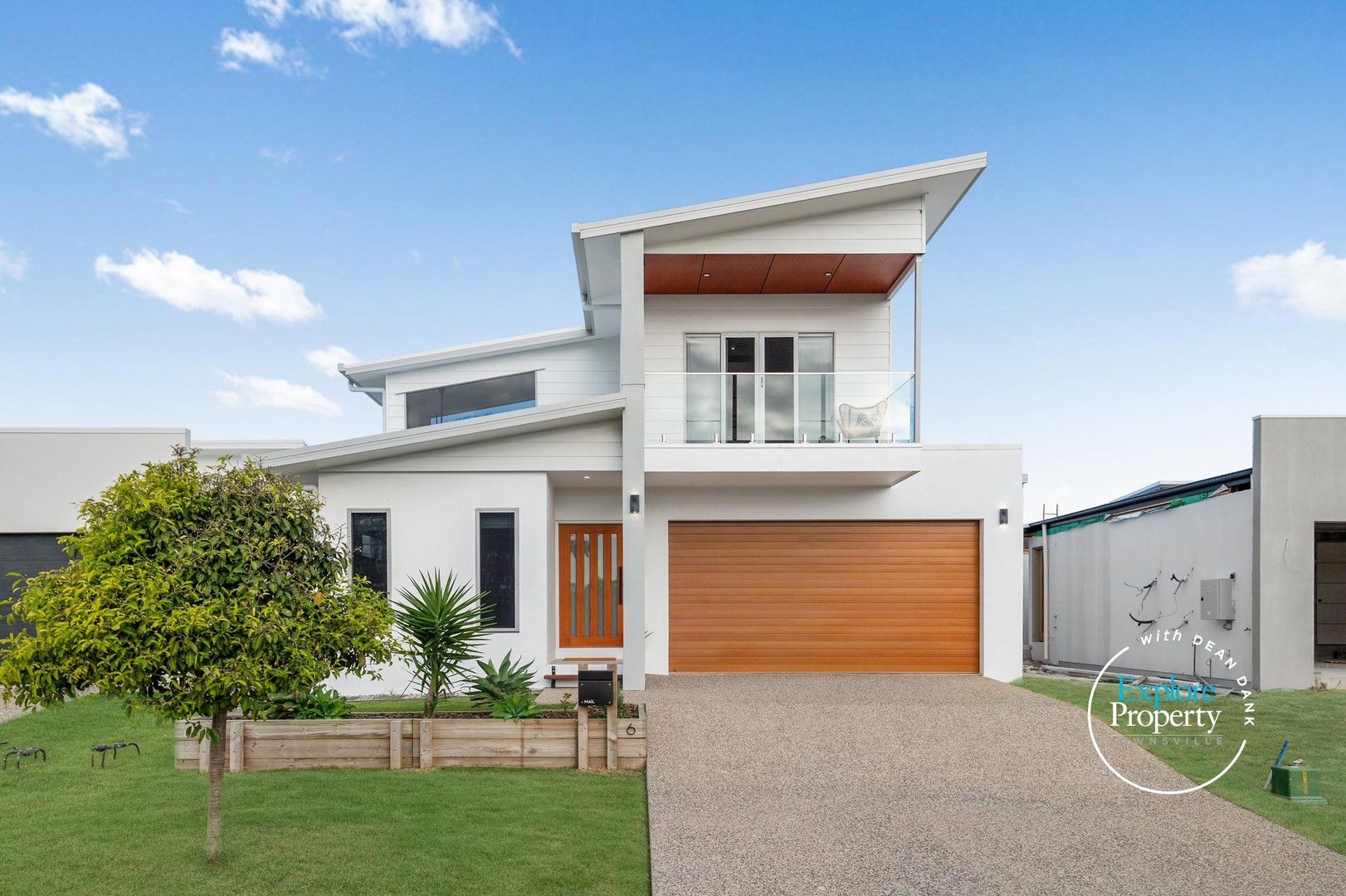 4 bedrooms House in 6 Tournament Drive ROSSLEA QLD, 4812