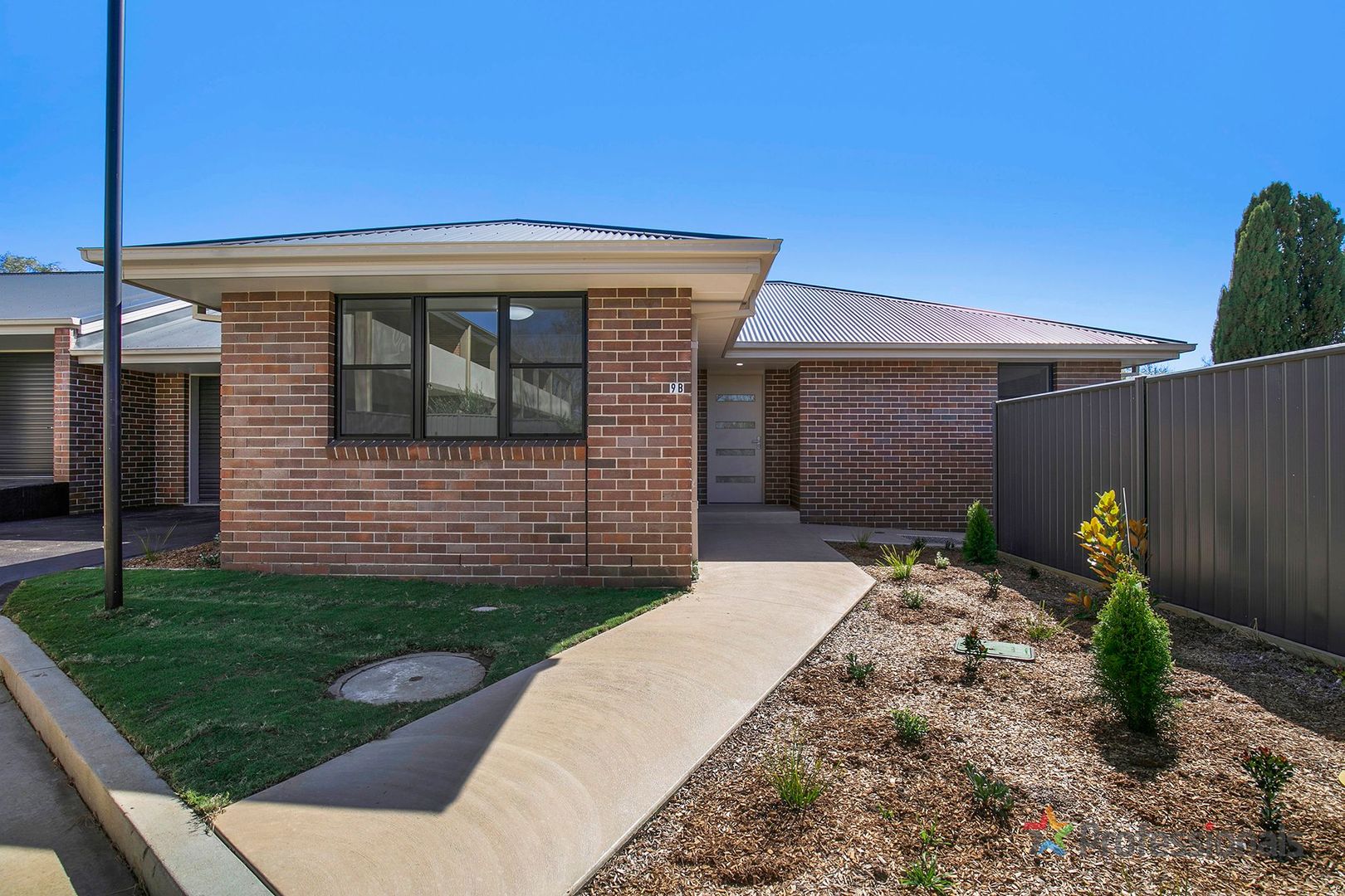 9b/22 Freeman Crescent, Armidale Property History & Address Research