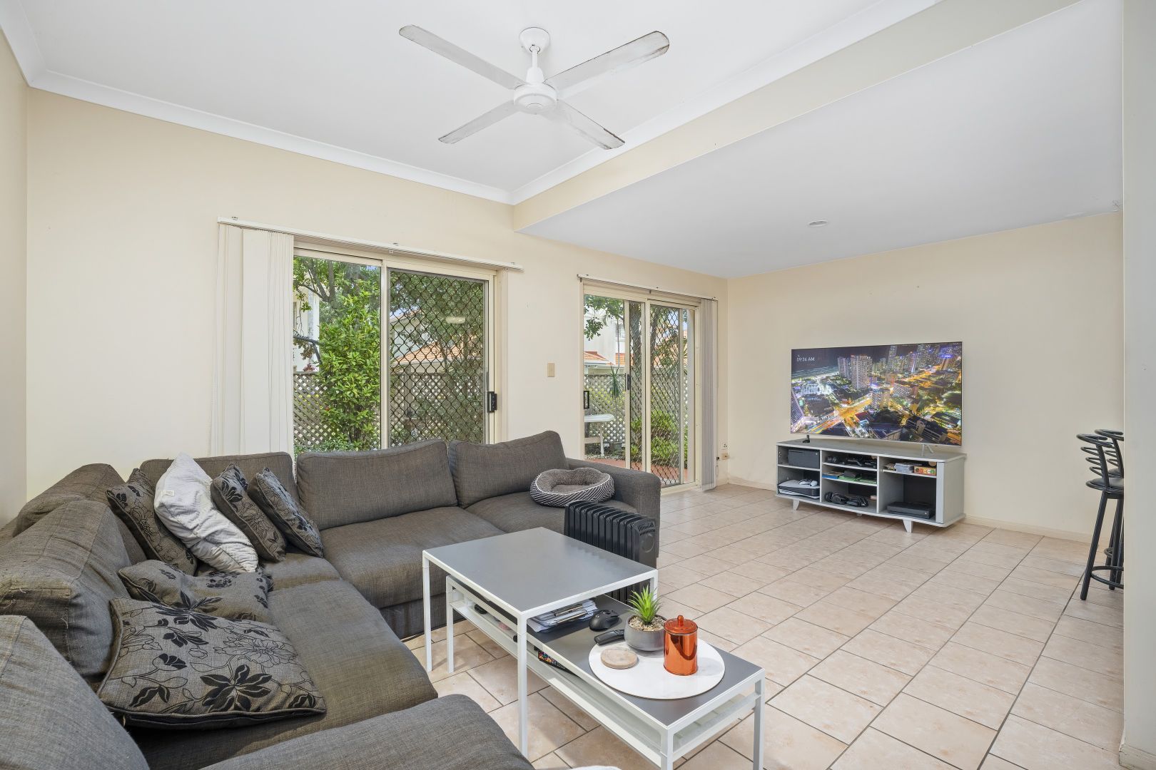 17/60-76 Caseys Road, Hope Island QLD 4212, Image 2