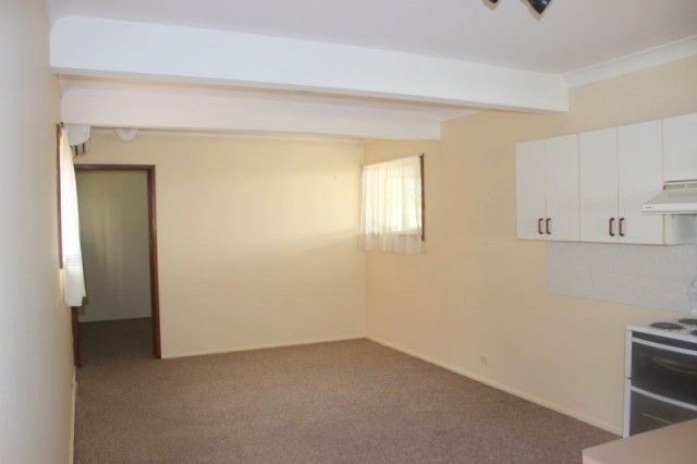 157a BAY ROAD, Bolton Point NSW 2283, Image 2