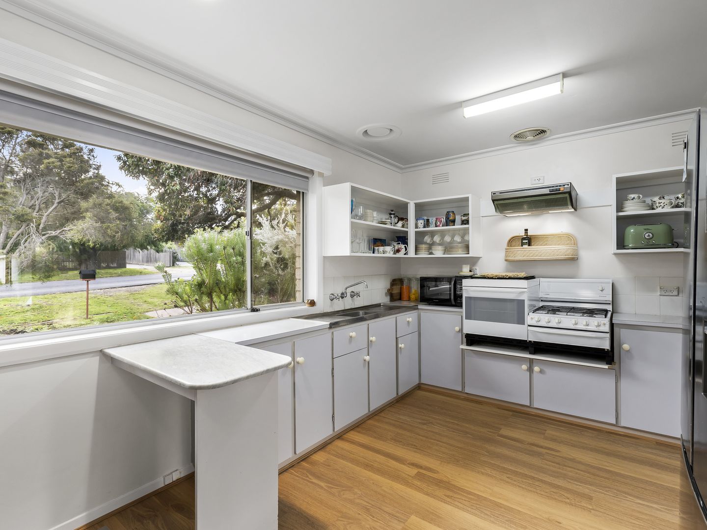 61 Kirk Road, Point Lonsdale VIC 3225, Image 2
