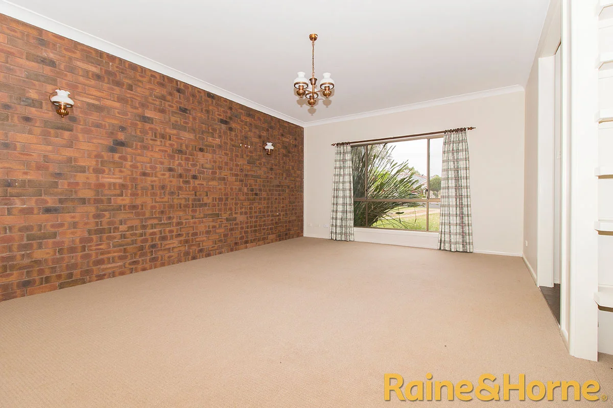 Additional image 2 of 14 Osborne Place, Dubbo NSW 2830