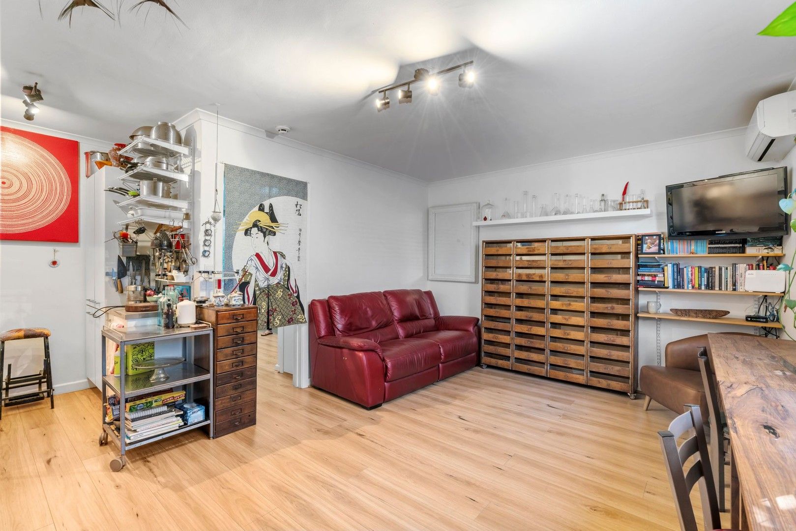 1 bedrooms Apartment / Unit / Flat in 4/165 Stokes Street PORT MELBOURNE VIC, 3207