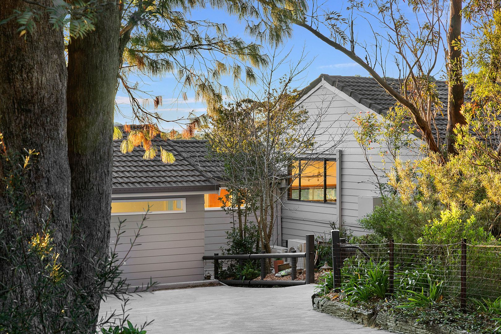 223 Blaxland Road, Wentworth Falls Property