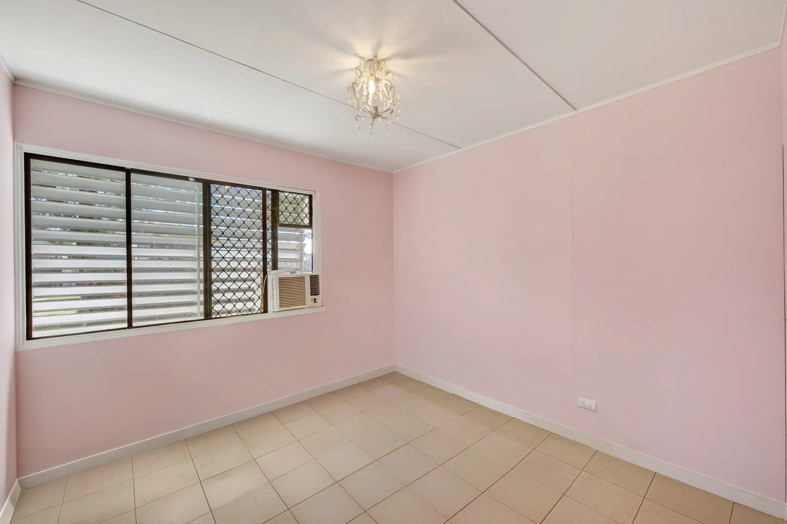 Additional image 5 of 32 Lanark Street, Kirwan QLD 4817