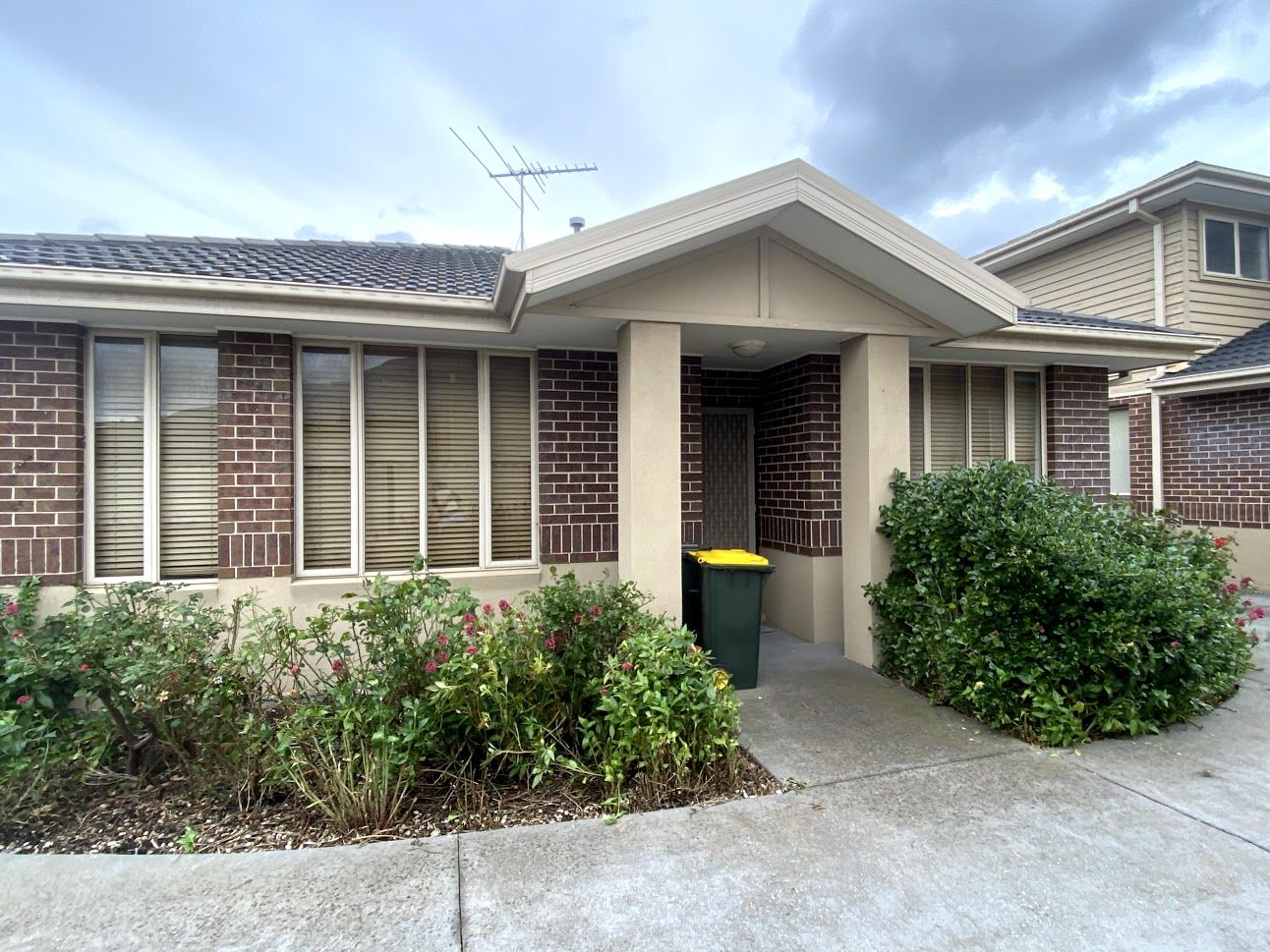 3 bedrooms Townhouse in 2/11 Joffre Road PASCOE VALE VIC, 3044