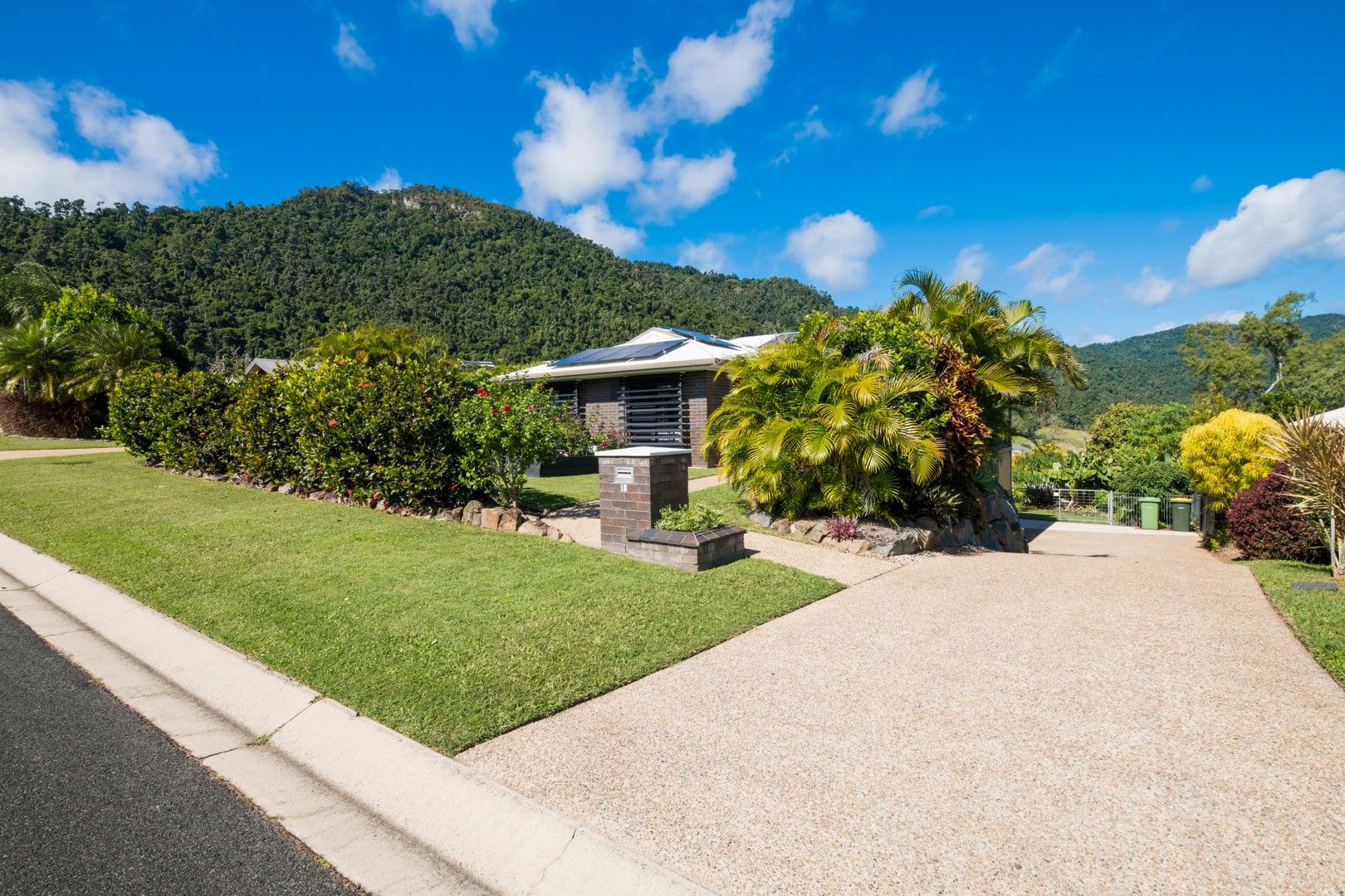 18 Panoramic Court, Cannonvale QLD 4802, Image 0