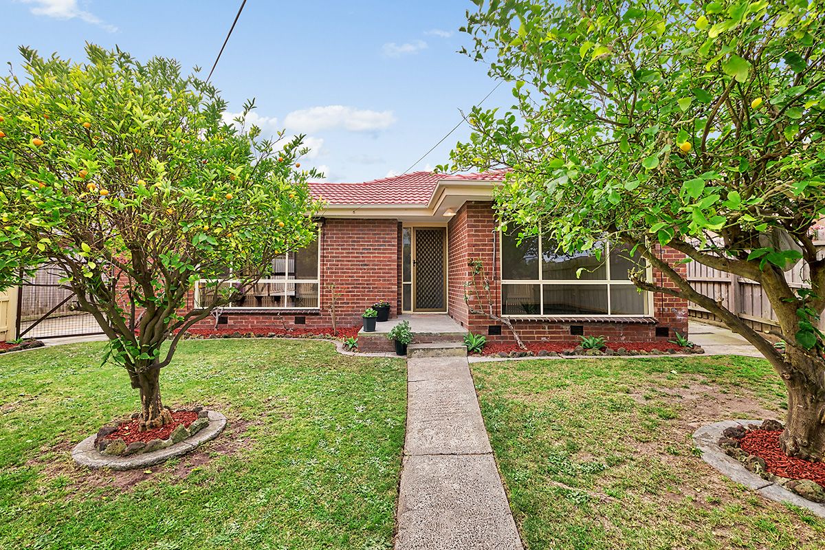 111 Kingsclere Avenue, Keysborough VIC 3173, Image 1