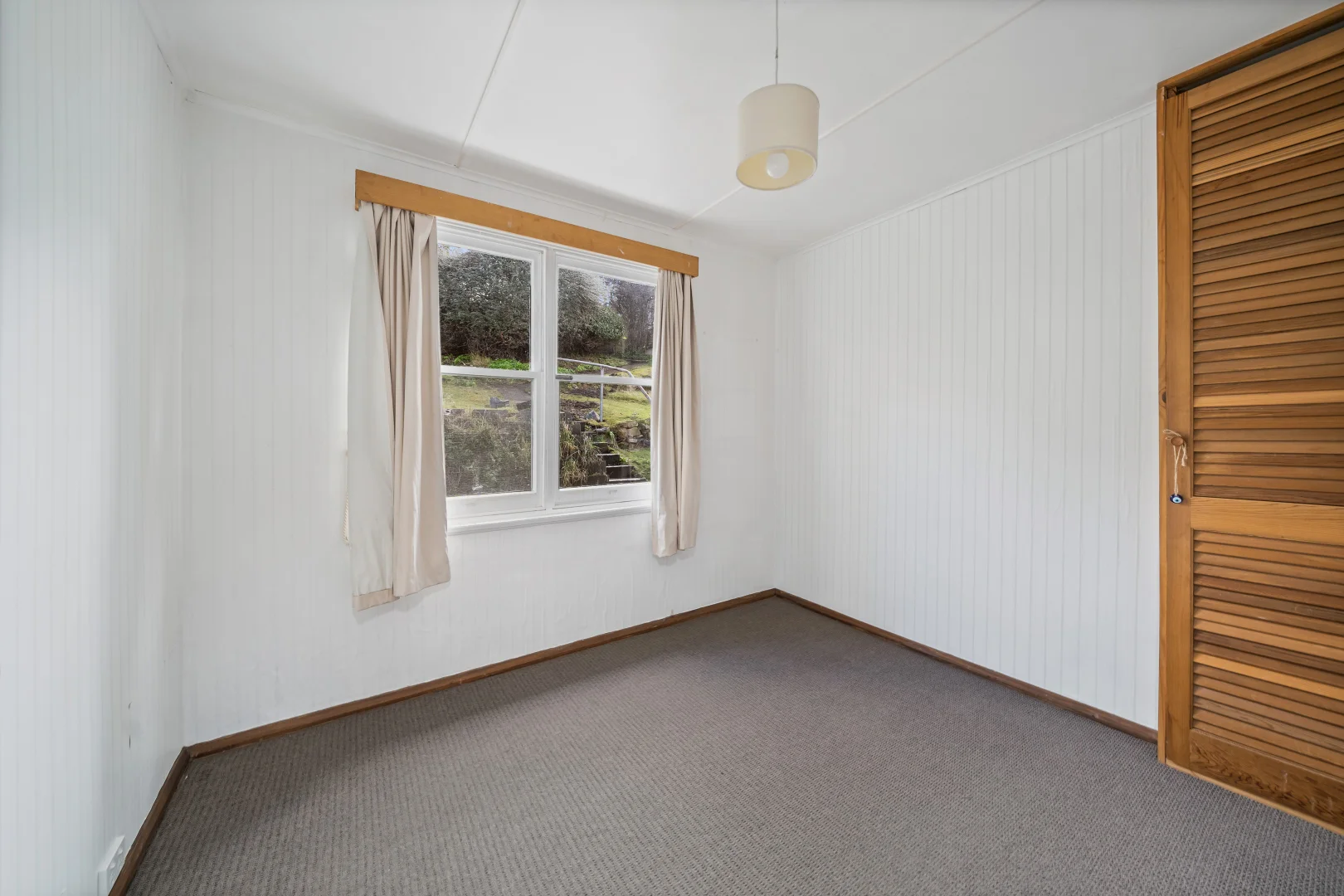 Additional image 5 of 136 Forest Rd, West Hobart TAS 7000