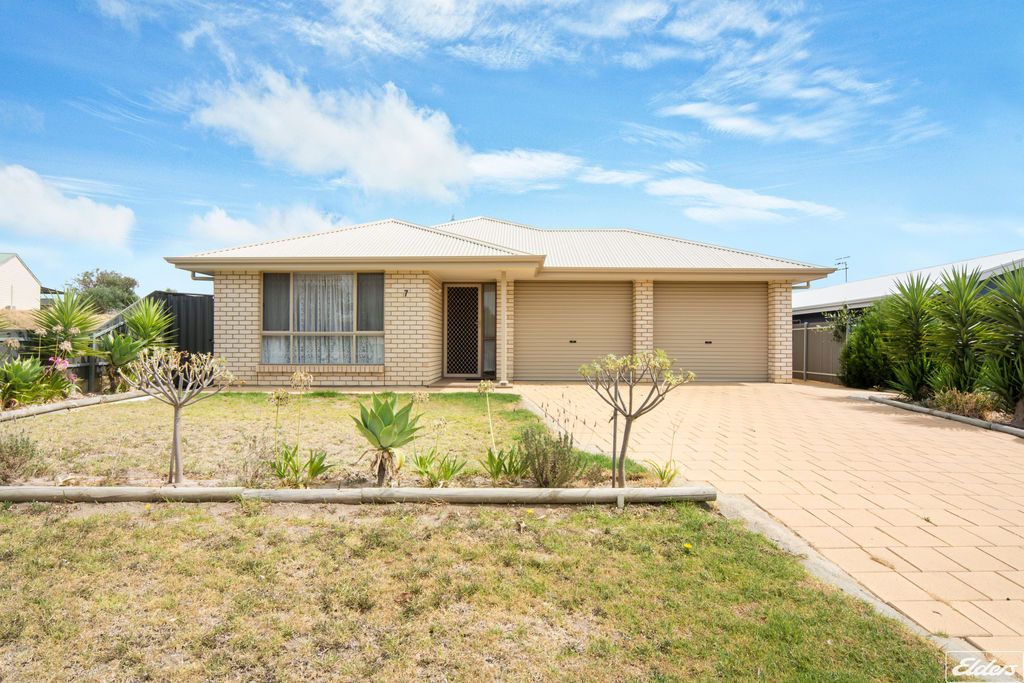 7 Mentone Road, Hayborough SA 5211, Image 2