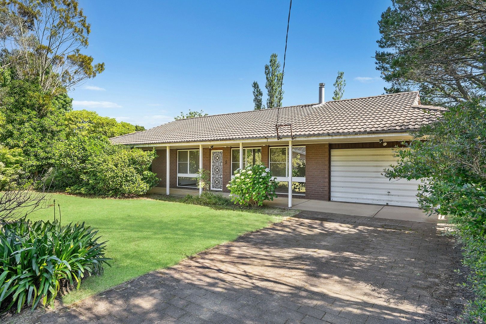 3 bedrooms House in 29 Pine Avenue WENTWORTH FALLS NSW, 2782