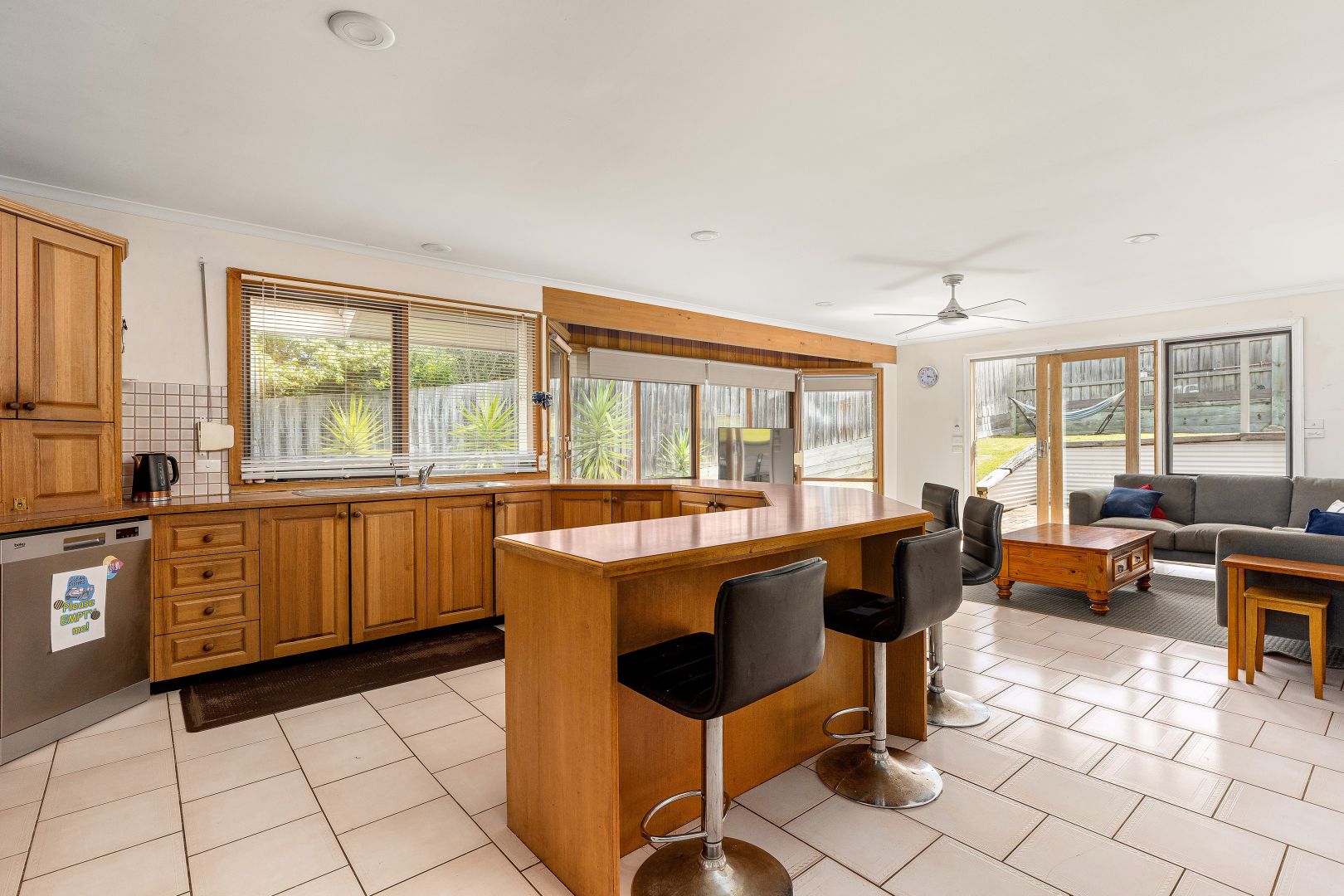 2 Athol Court, Rye VIC 3941, Image 2