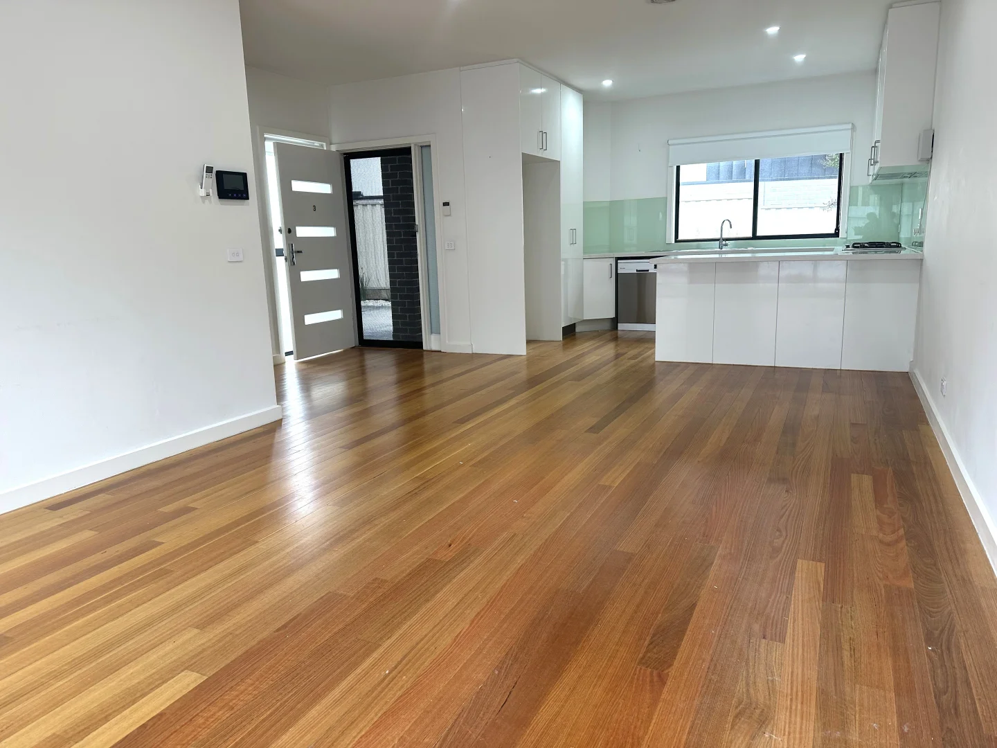 Additional image 4 of 3/18 Josephine Street, Oak Park VIC 3046