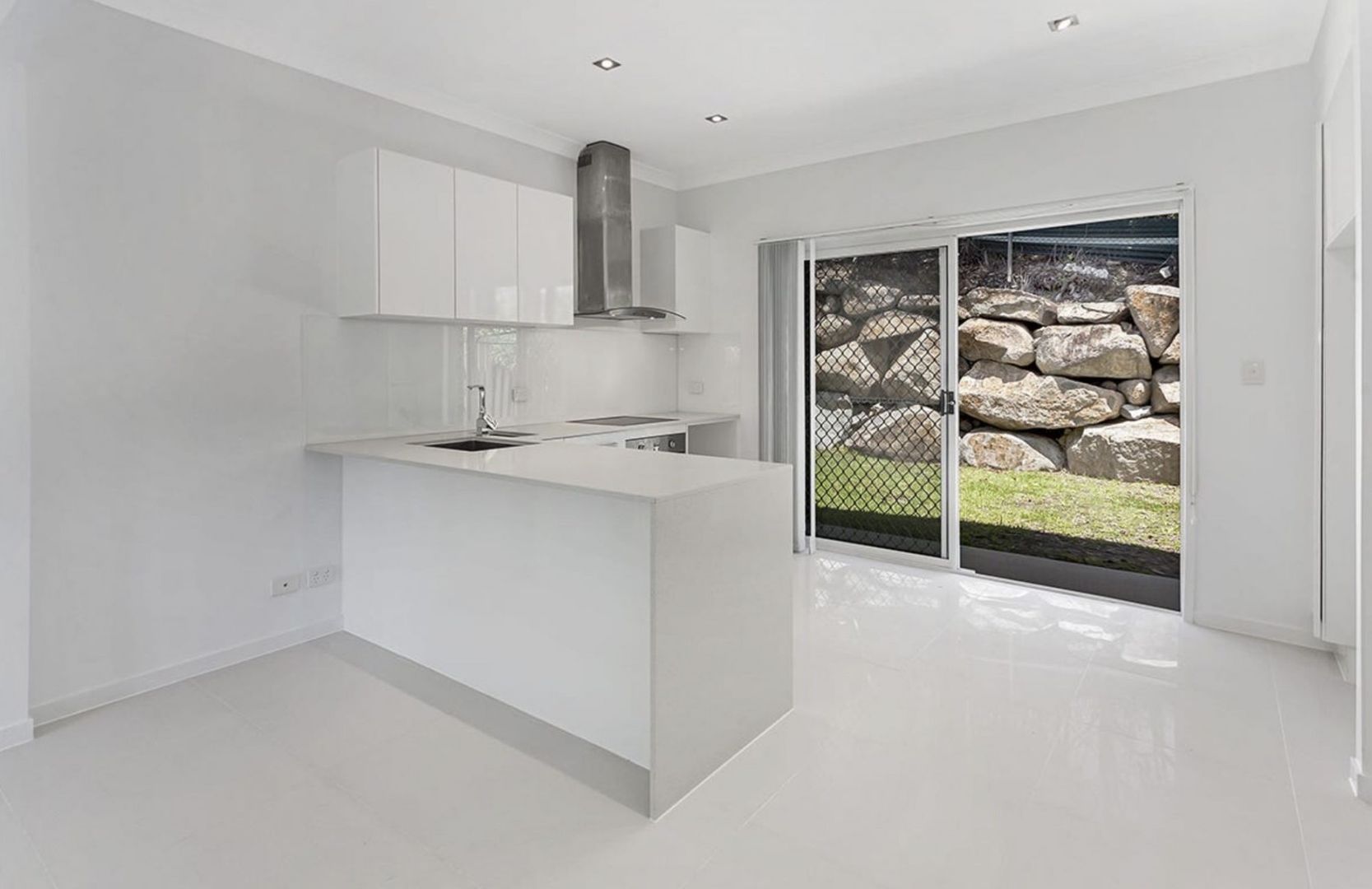 11 Hillside Crescent, Seven Hills QLD 4170 Townhouse For Rent Domain