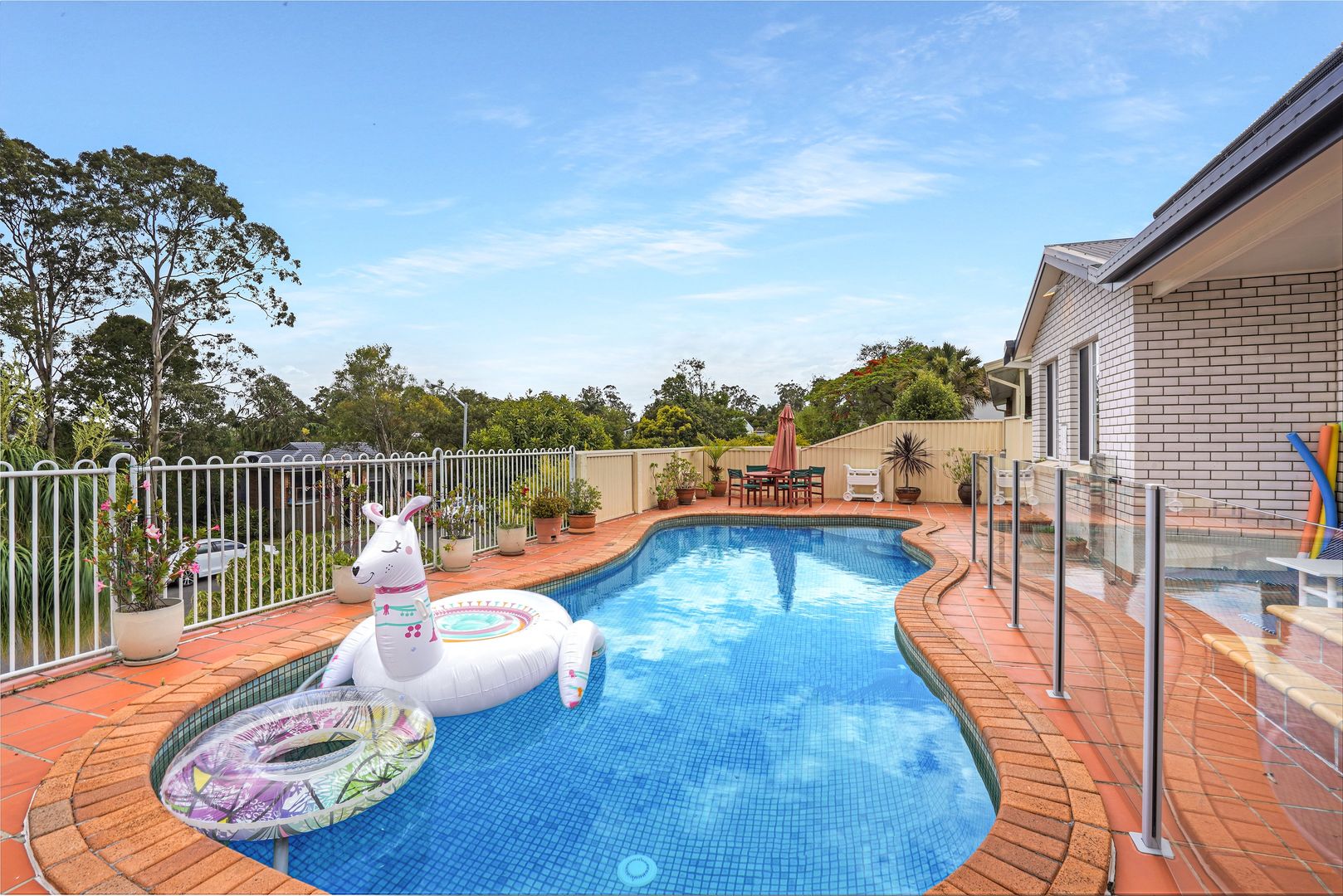 28 Darel Drive, Ashmore QLD 4214, Image 1