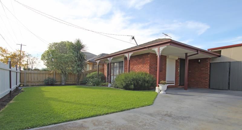 31 Sommers Drive, Altona Meadows VIC 3028, Image 0