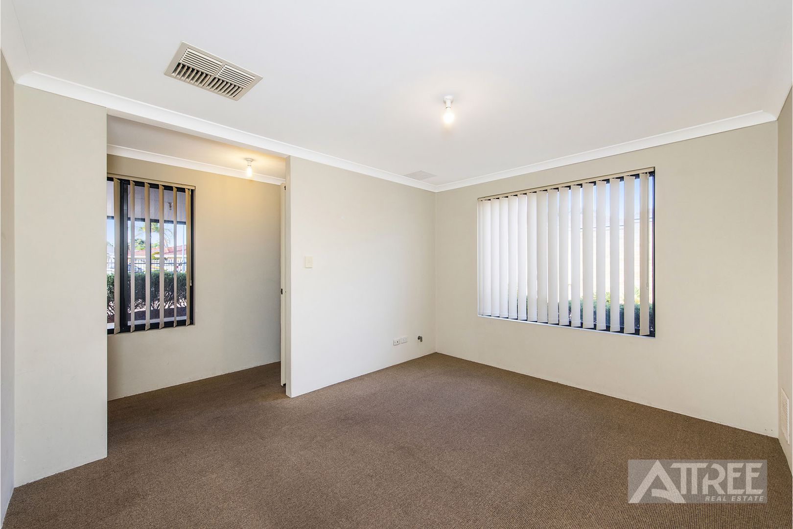 1/11 Exmouth Place, Thornlie WA 6108, Image 1