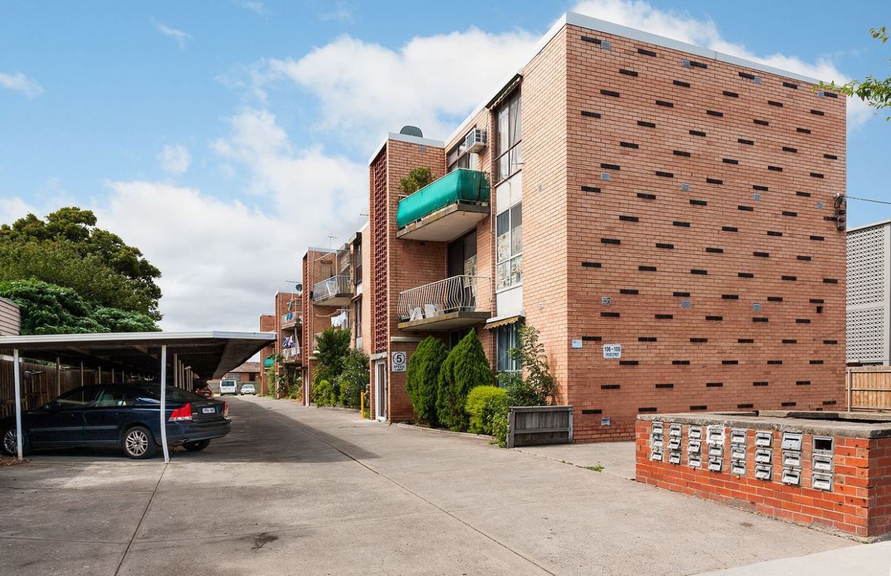 2 bedrooms Apartment / Unit / Flat in 8/106-108 Cross Street WEST FOOTSCRAY VIC, 3012