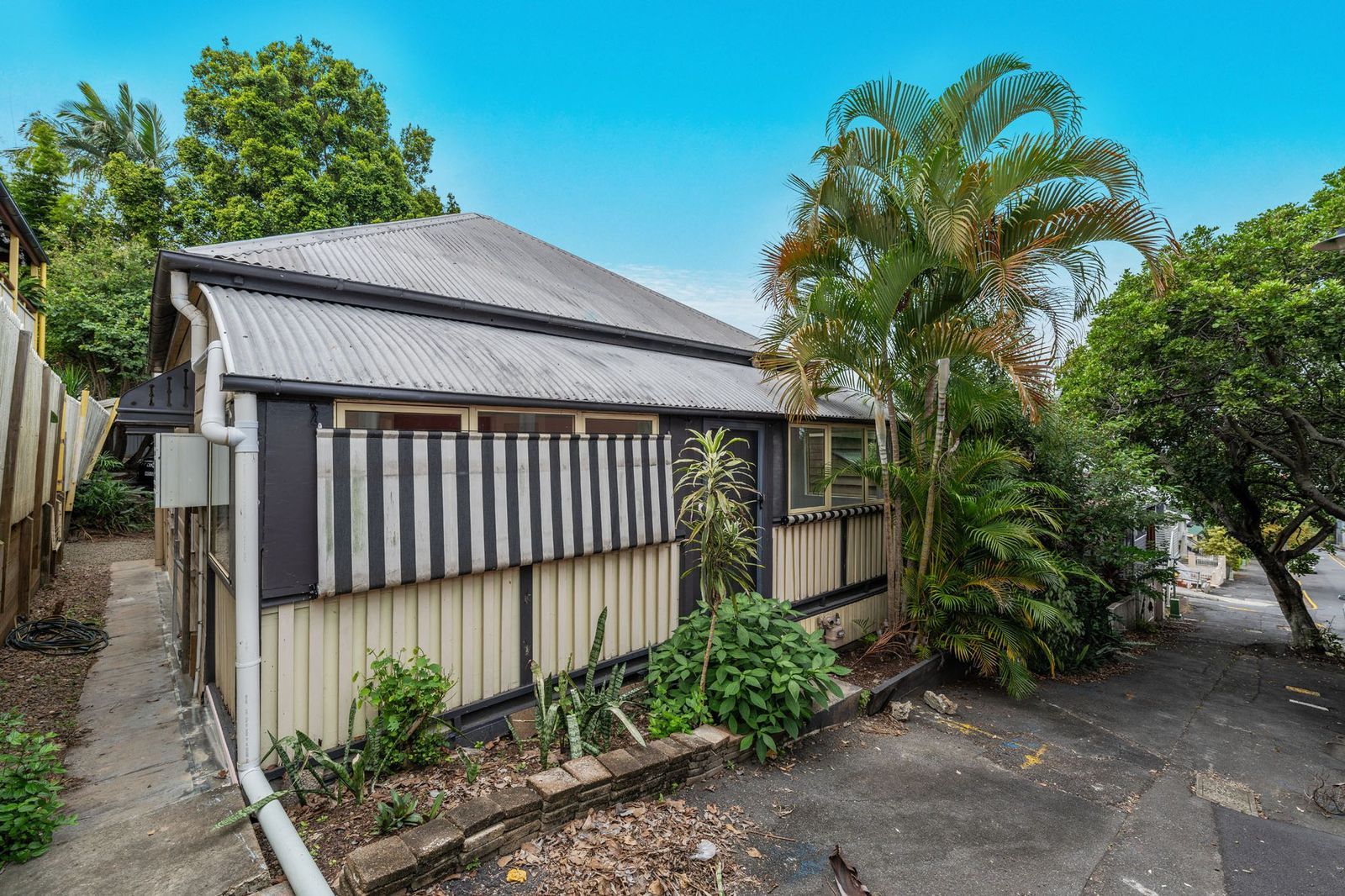 3 bedrooms House in 19 Clyde Street PETRIE TERRACE QLD, 4000