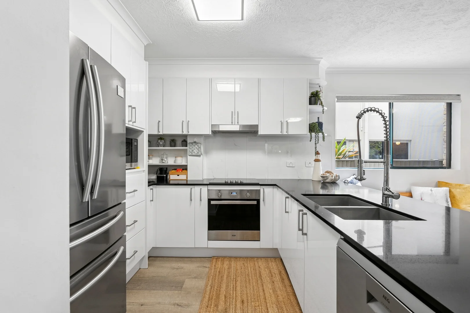 Additional image 5 of 4/1222-1226 Gold Coast Hwy, Palm Beach QLD 4221