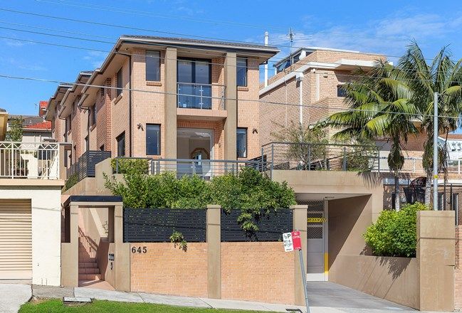 Picture of 3/645 Old South Head Road, ROSE BAY NSW 2029