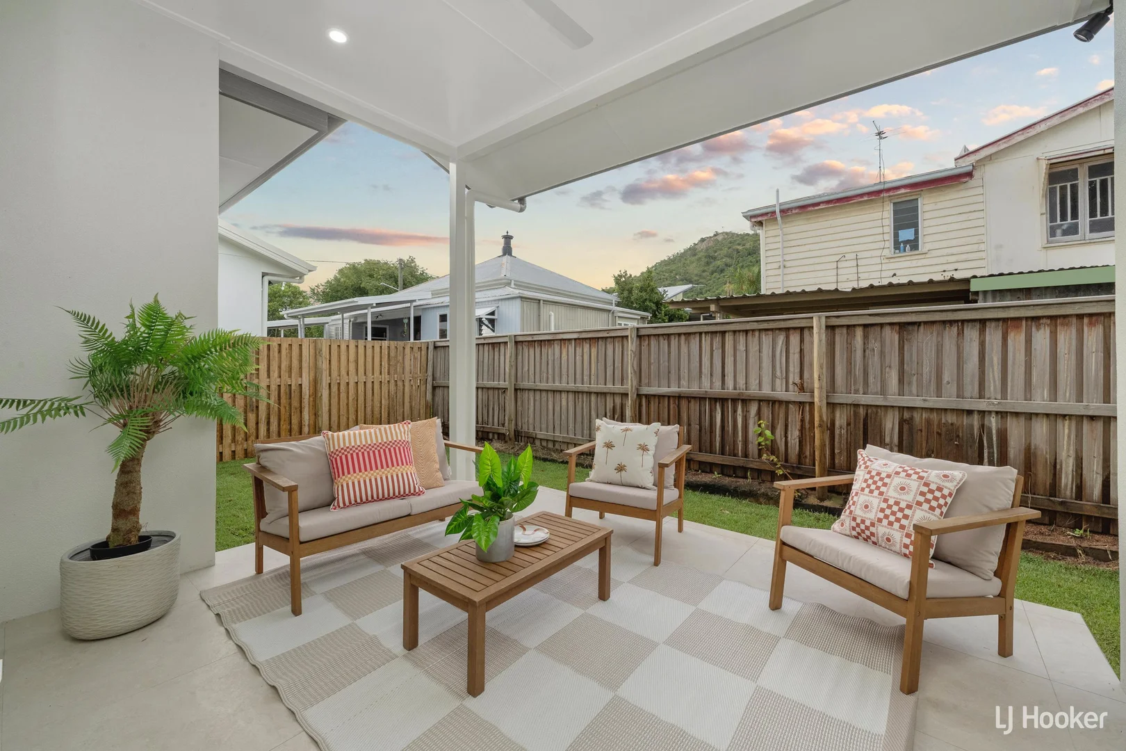 Additional image 16 of 4 Greenslade Street, West End QLD 4810