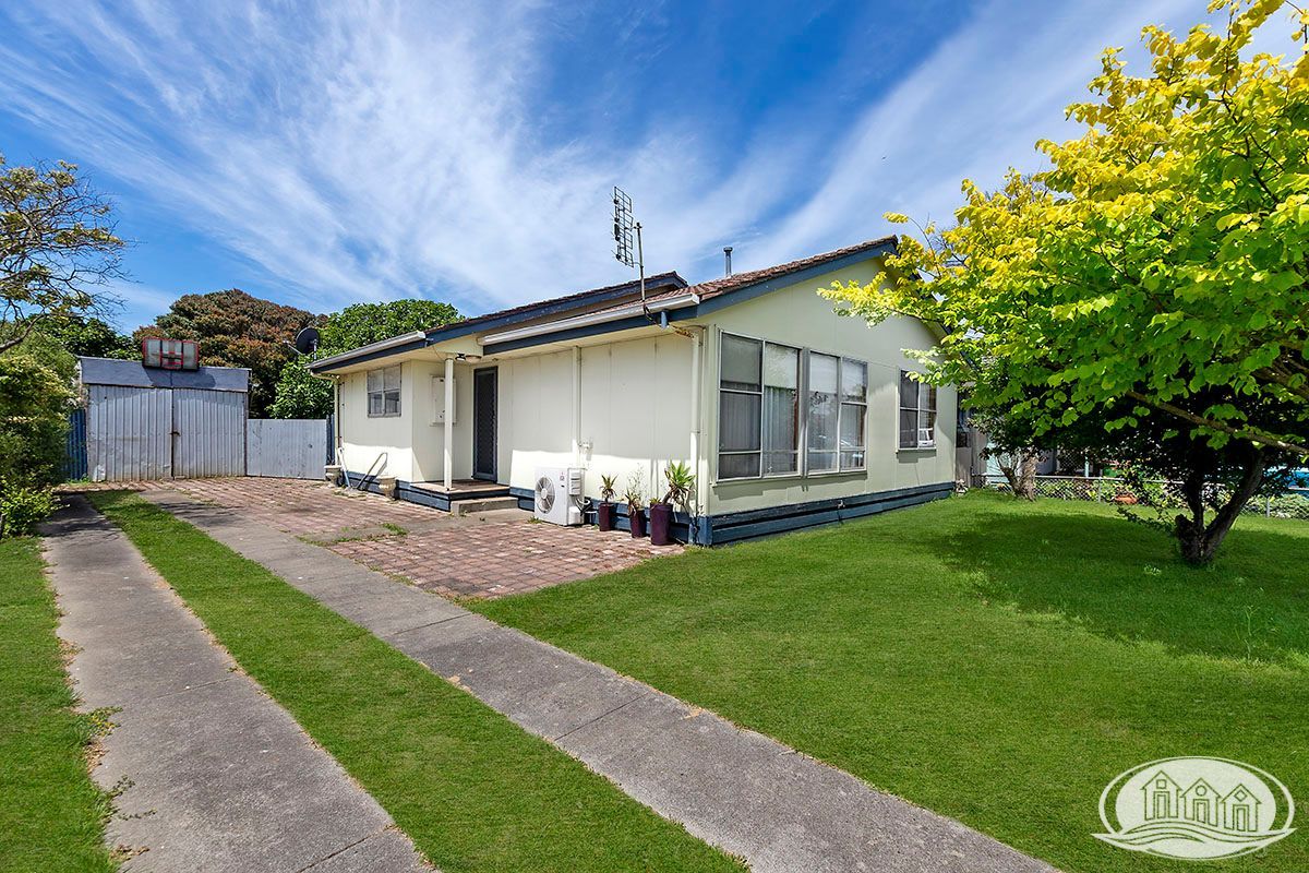 16 Kauri Crescent, Portland VIC 3305, Image 1